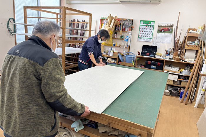 障子・襖貼り作業